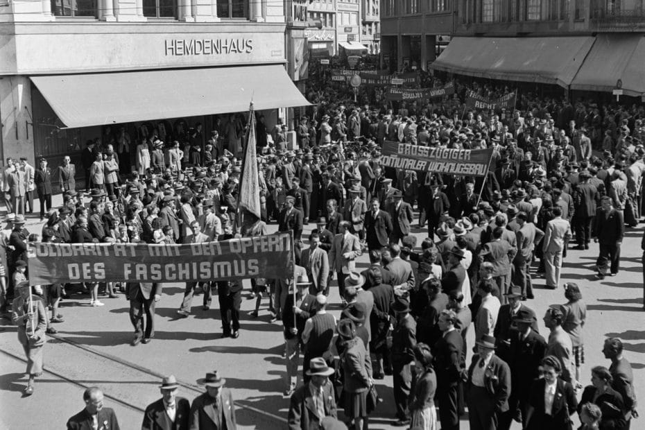 1.Mai Demonstration
